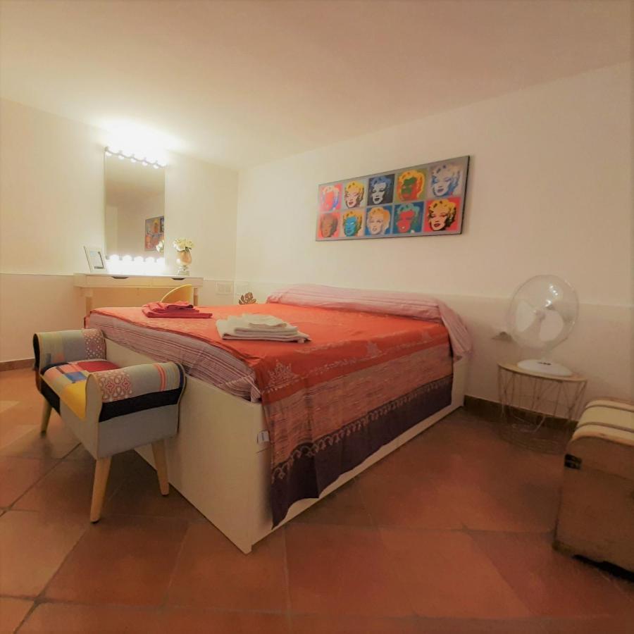 Movie Star Apartment With Garden Florenz Exterior foto