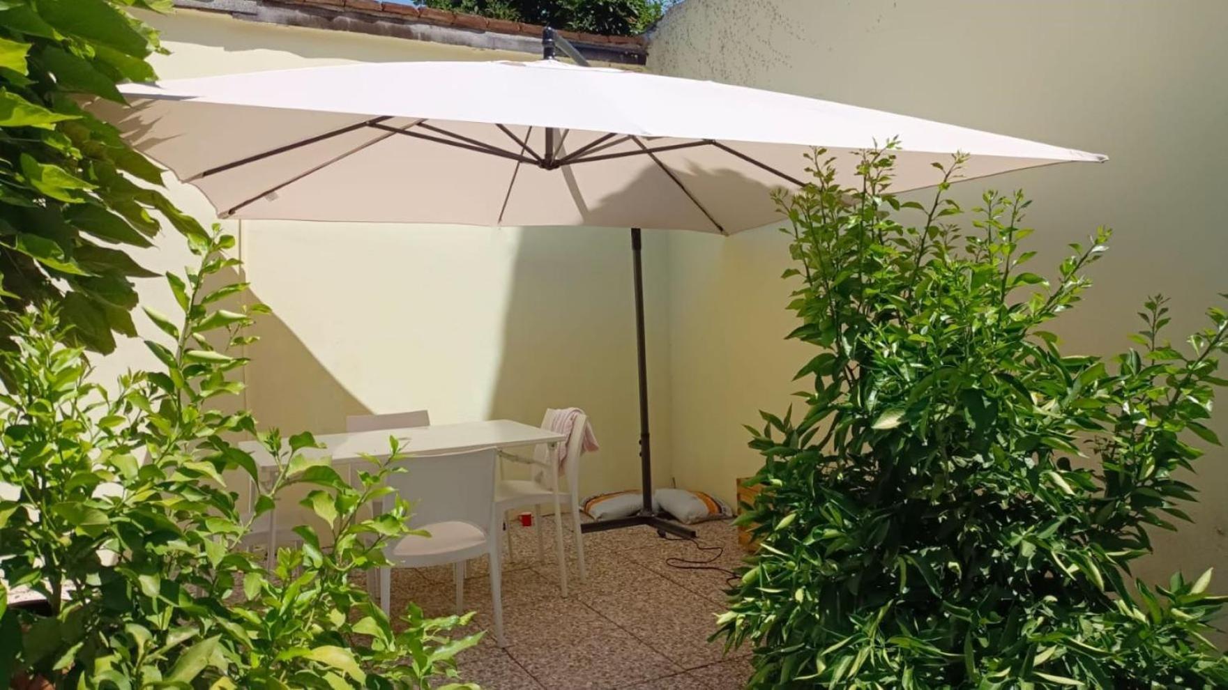 Movie Star Apartment With Garden Florenz Exterior foto